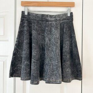 Topshop Black Acid Wash Skater Skirt Size 6 EUC High Waist A-Line Denim Look